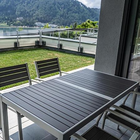 Top 5 Alpe Maritima - Traumhafte Ferienwohnung Mit Seeblick Und Bergkulisse Am Ossiacher See Annenheim Exterior photo