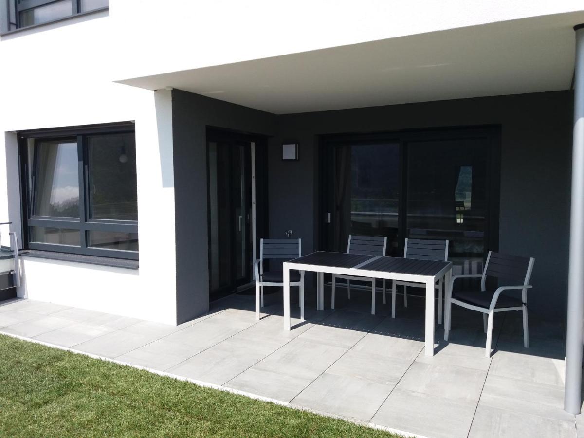 Top 5 Alpe Maritima - Traumhafte Ferienwohnung Mit Seeblick Und Bergkulisse Am Ossiacher See Annenheim Exterior photo